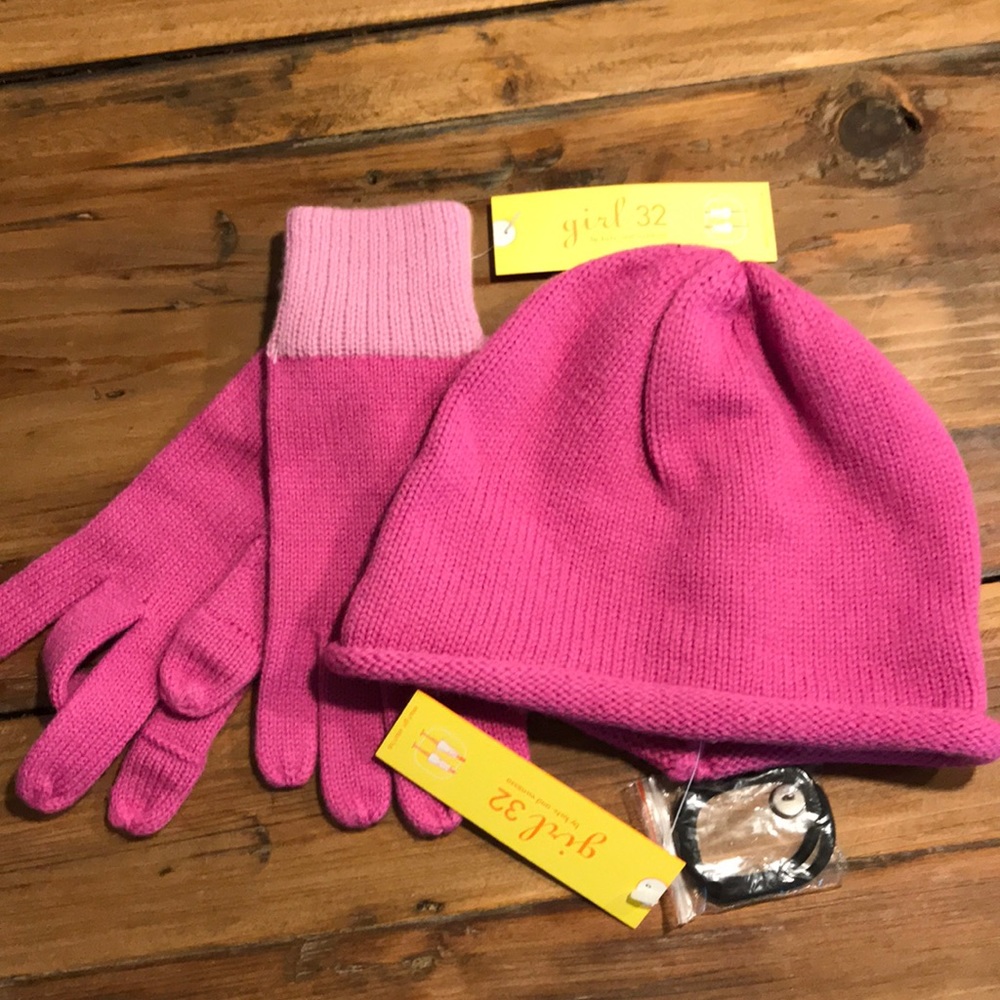 Smart gloves & hat set
